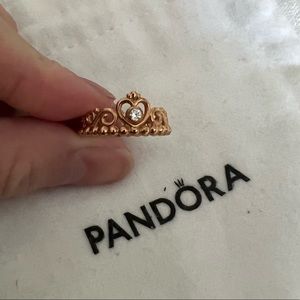 PANDORA AURORA RING 99% NEW 💍👑SIZE 8